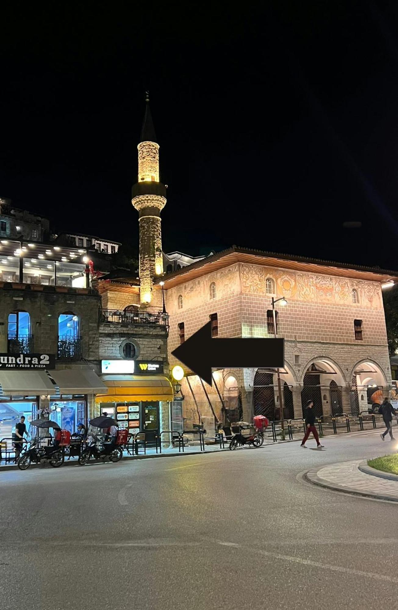 فندق Fole بيرات المظهر الخارجي الصورة